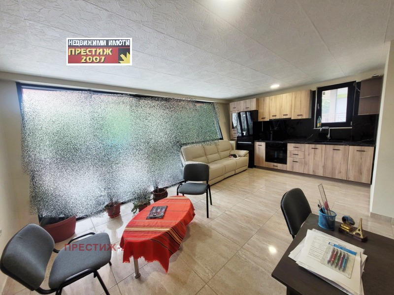 Te koop  1 slaapkamer Sjumen , Tsentar , 57 m² | 54328499