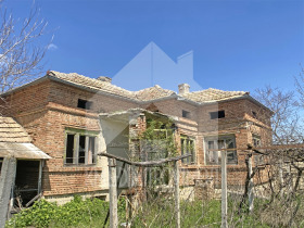 Продажба на имоти в с. Изворник, област Варна - изображение 1 