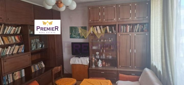 Продава  4-стаен, област Бургас, гр. Айтос •  115 000 € • ID 71540022 — holmes.bg - [1] 