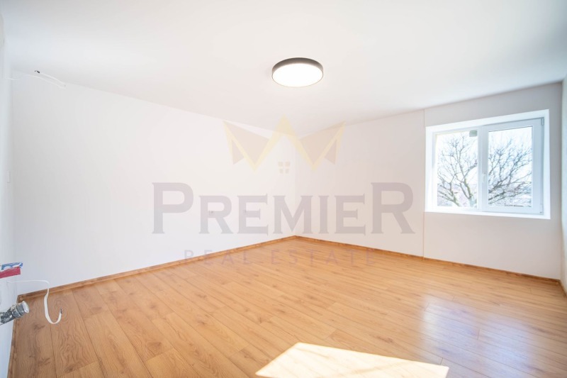 Продава 2-СТАЕН в град Варна, Виница - 61 кв.м / 125 000 € » 244 478.75 лв., ИМОТИ ПРЕМИЕР