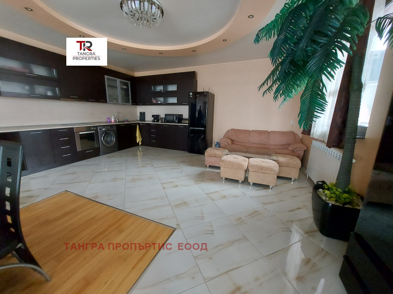 Продава 4-СТАЕН в област Перник, с. Кондофрей - 320 кв.м / 148 500 € » 290 440.76 лв., ТАНГРА ПРОПЪРТИС ЕООД