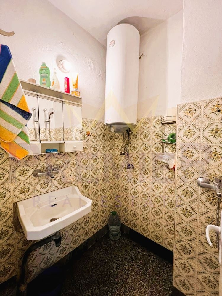 Продава  3-стаен град Добрич , Център , 90 кв.м | 32763543 - изображение [7]