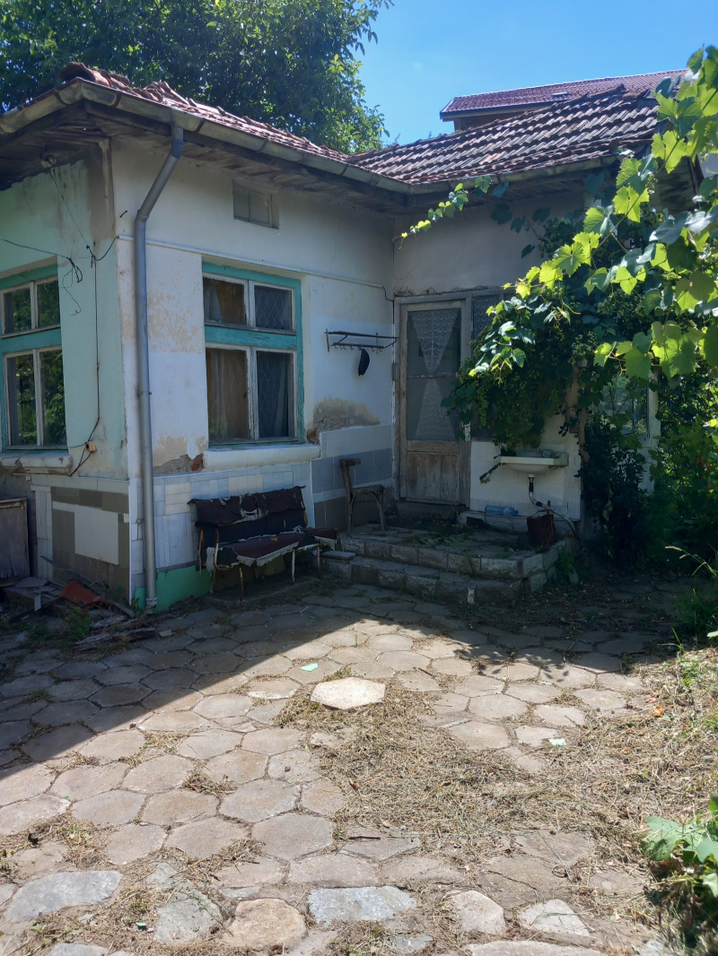 Till salu  Hus region Kyustendil , Jilenci , 50 kvm | 70349356 - bild [5]