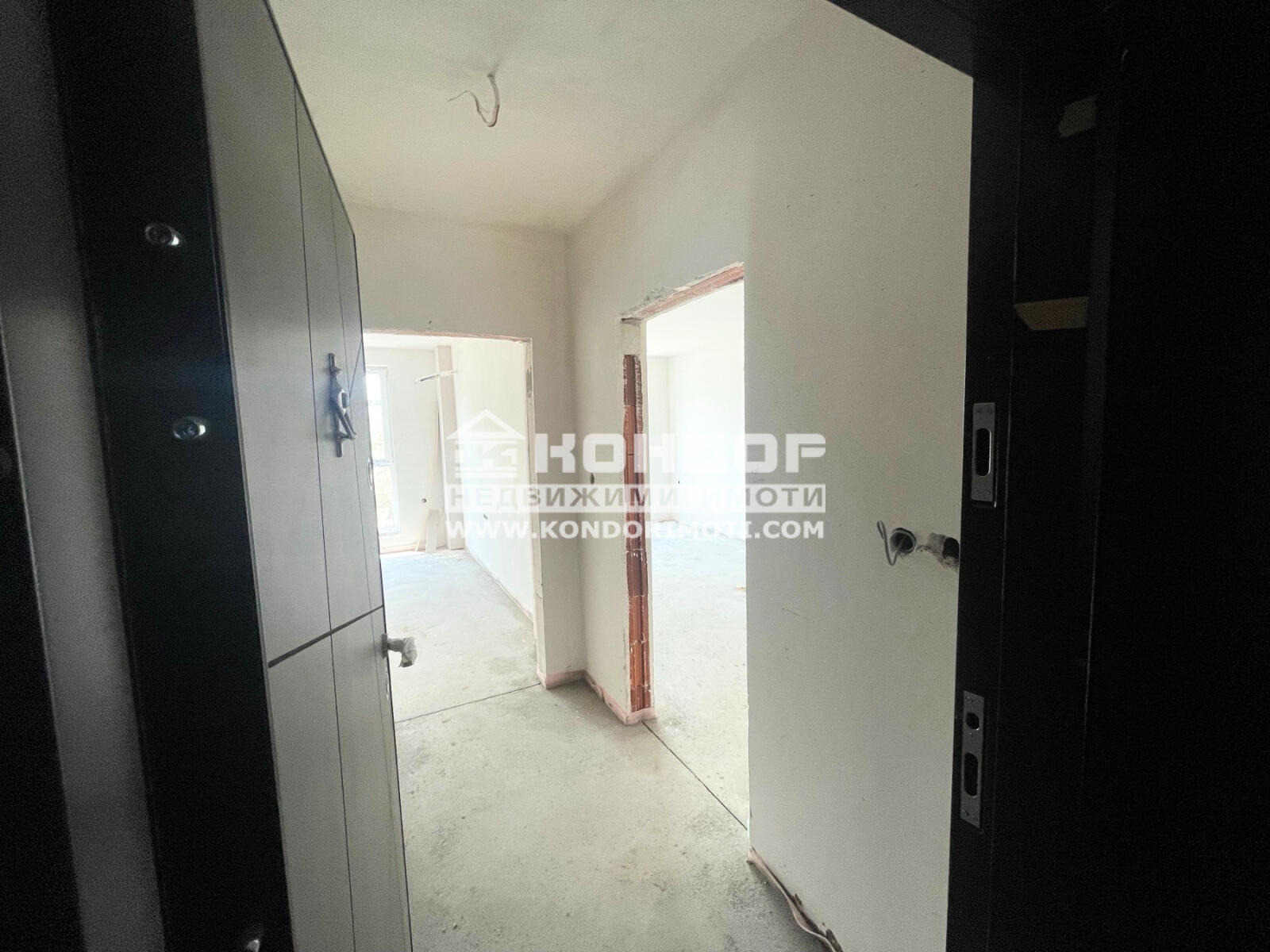 Продава МНОГОСТАЕН, гр. Пловдив, Коматево, снимка 5 - Апартаменти - 54835986