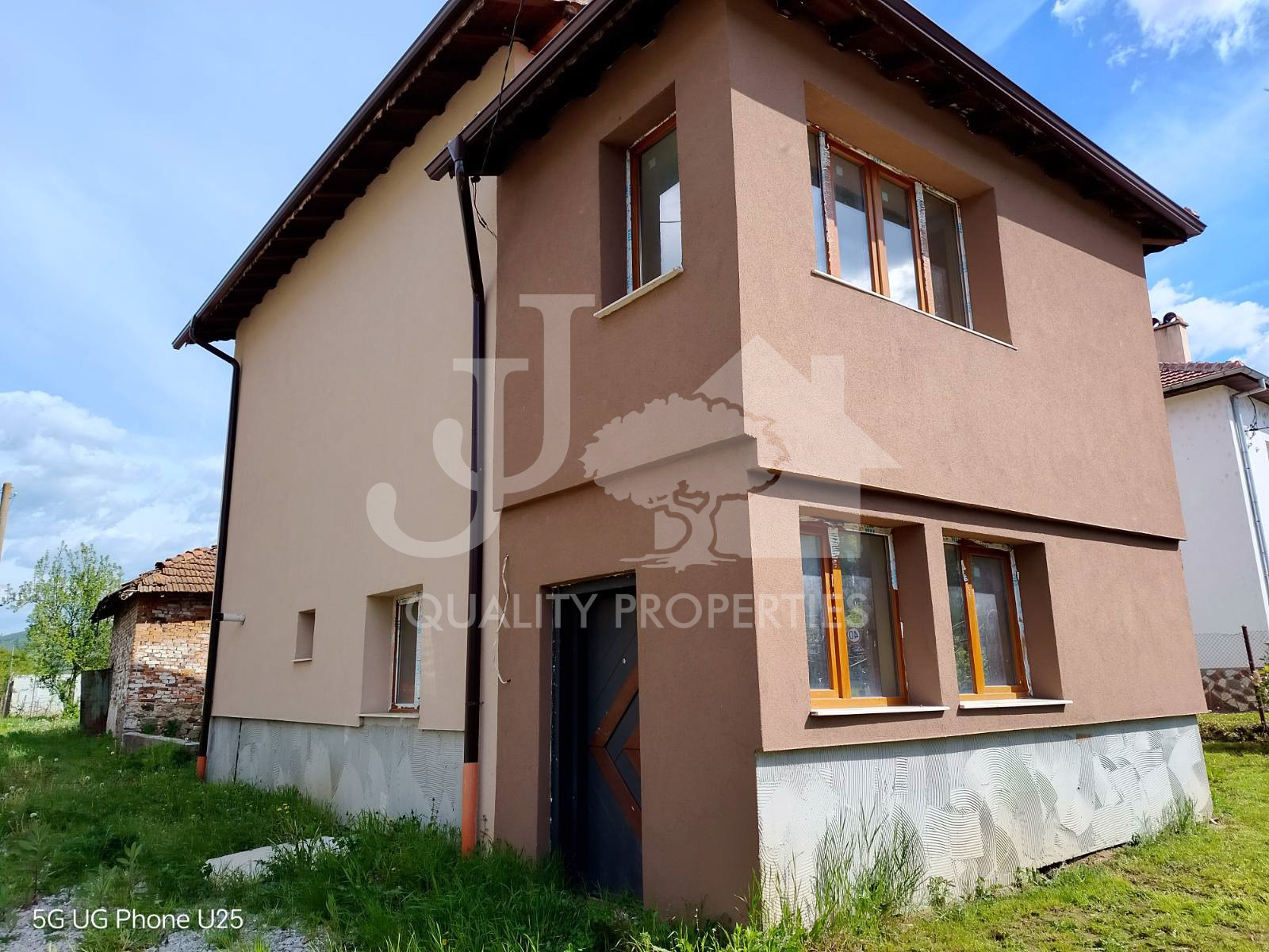 Продава КЪЩА, гр. Правец, област София област, снимка 2 - Къщи - 54500658