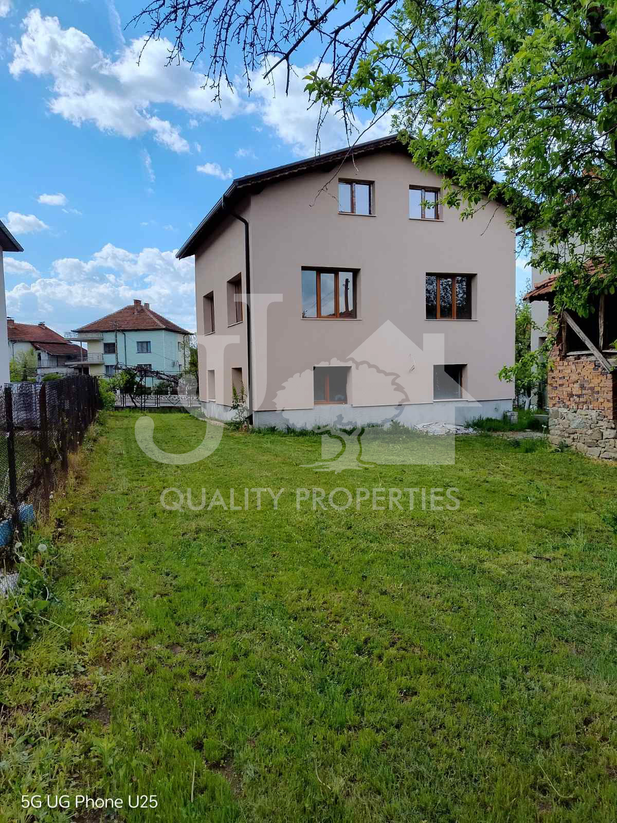 Продава КЪЩА, гр. Правец, област София област, снимка 17 - Къщи - 54500658