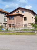 Продава КЪЩА, гр. Правец, област София област, снимка 1