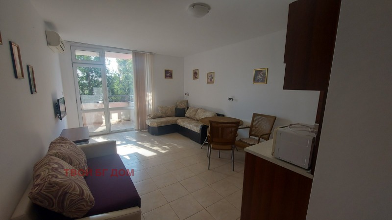 Te koop  Studio regio Boergas , k.k. Slantsjev brjag , 38 m² | 80304321 - afbeelding [3]