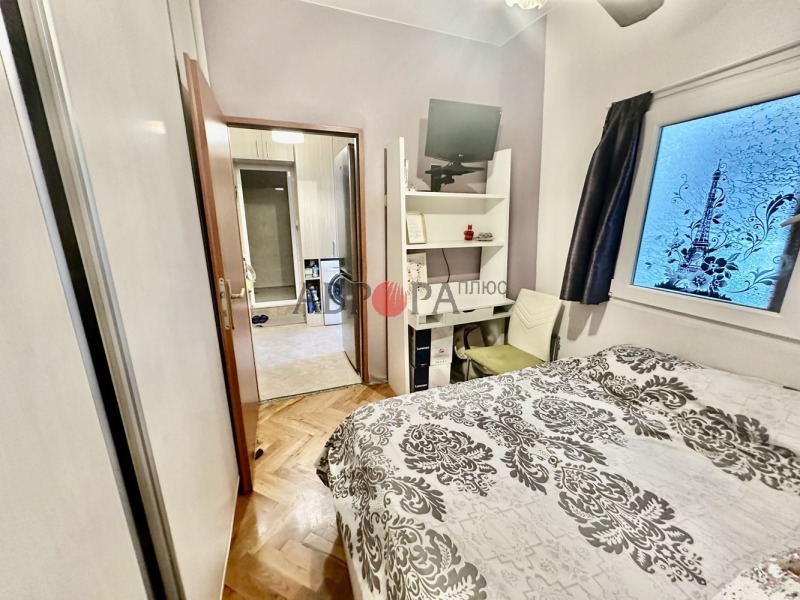 De vânzare  2 dormitoare Burgas , Țentâr , 45 mp | 37877779 - imagine [8]