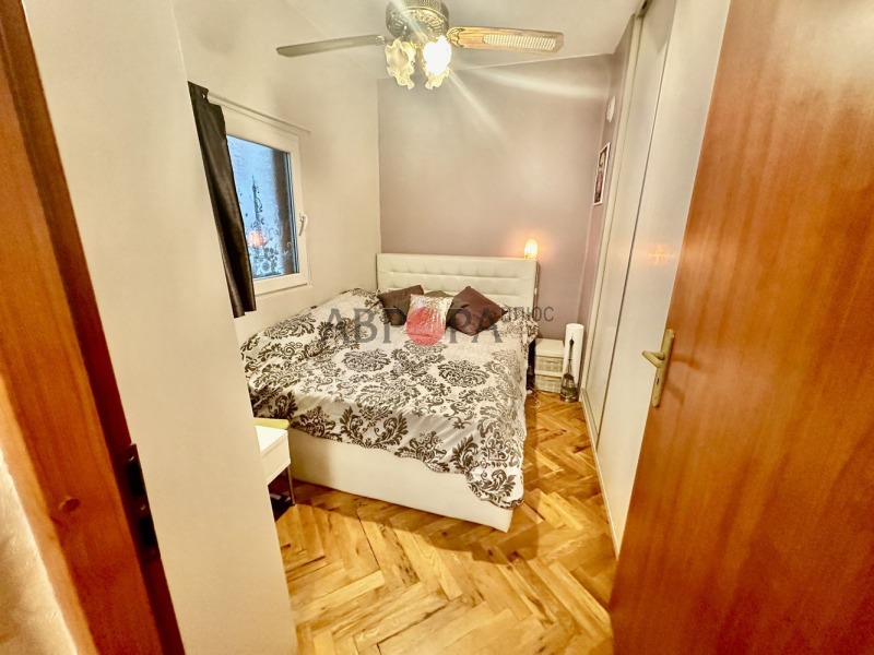 De vânzare  2 dormitoare Burgas , Țentâr , 45 mp | 37877779 - imagine [10]