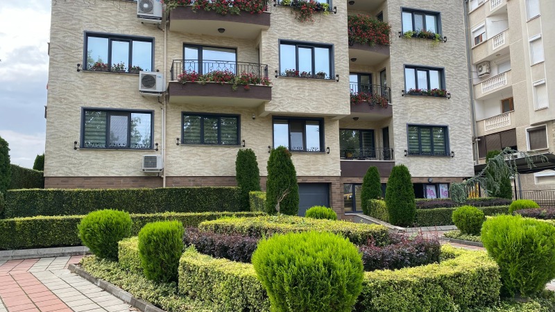 Продава 3-СТАЕН, гр. Добрич, Свети Георги, снимка 2 - Апартаменти - 52774521