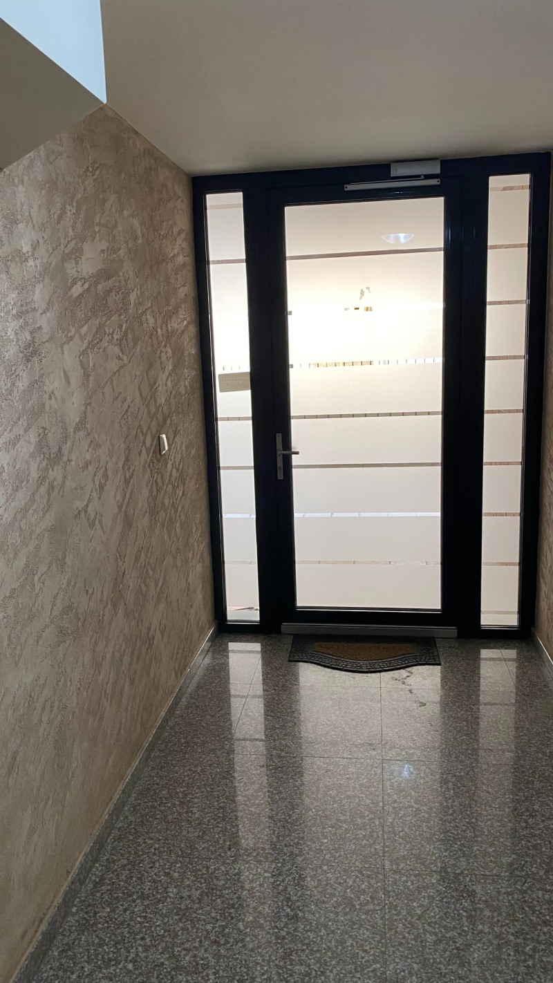 Продава 3-СТАЕН, гр. Добрич, Свети Георги, снимка 6 - Апартаменти - 52774521