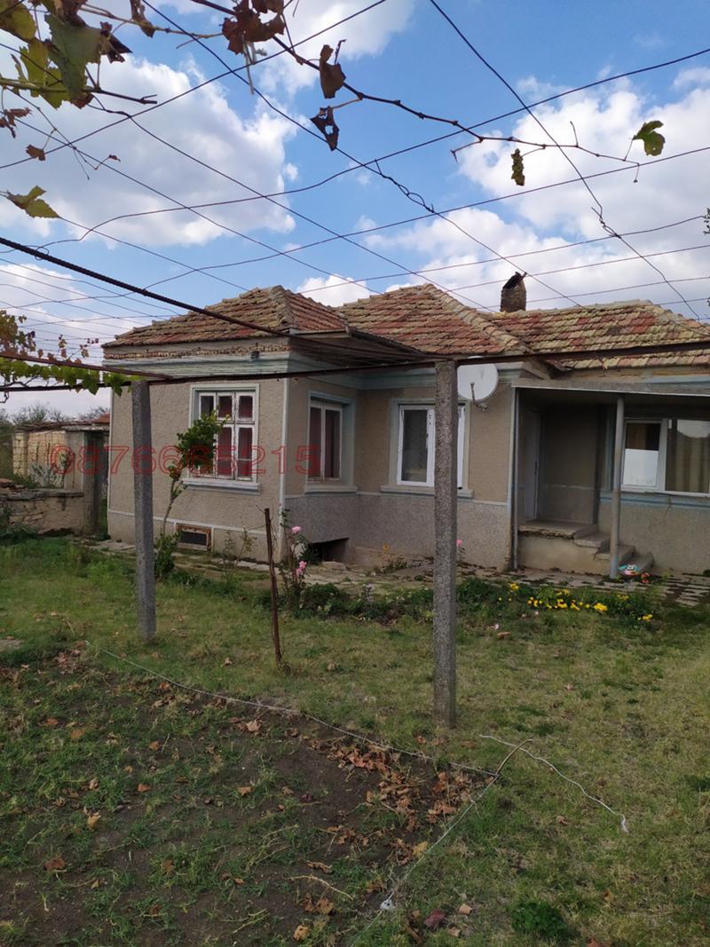 Продава КЪЩА, с. Момчилово, област Варна, снимка 7 - Къщи - 52789785