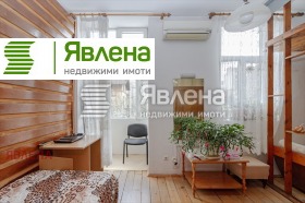 3 bedroom Tsentar, Sofia 11