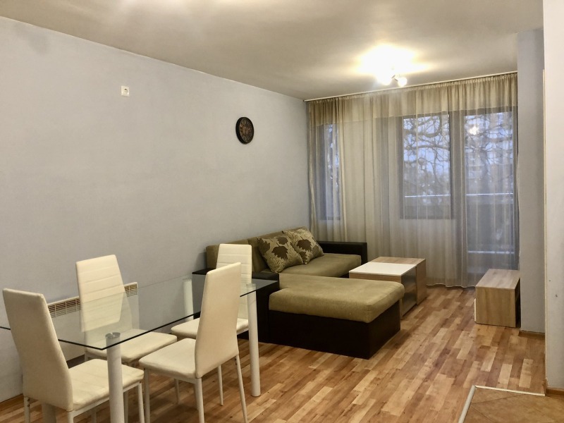 Eladó  2 hálószobás Sofia , Centar , 87 négyzetméter | 64232125