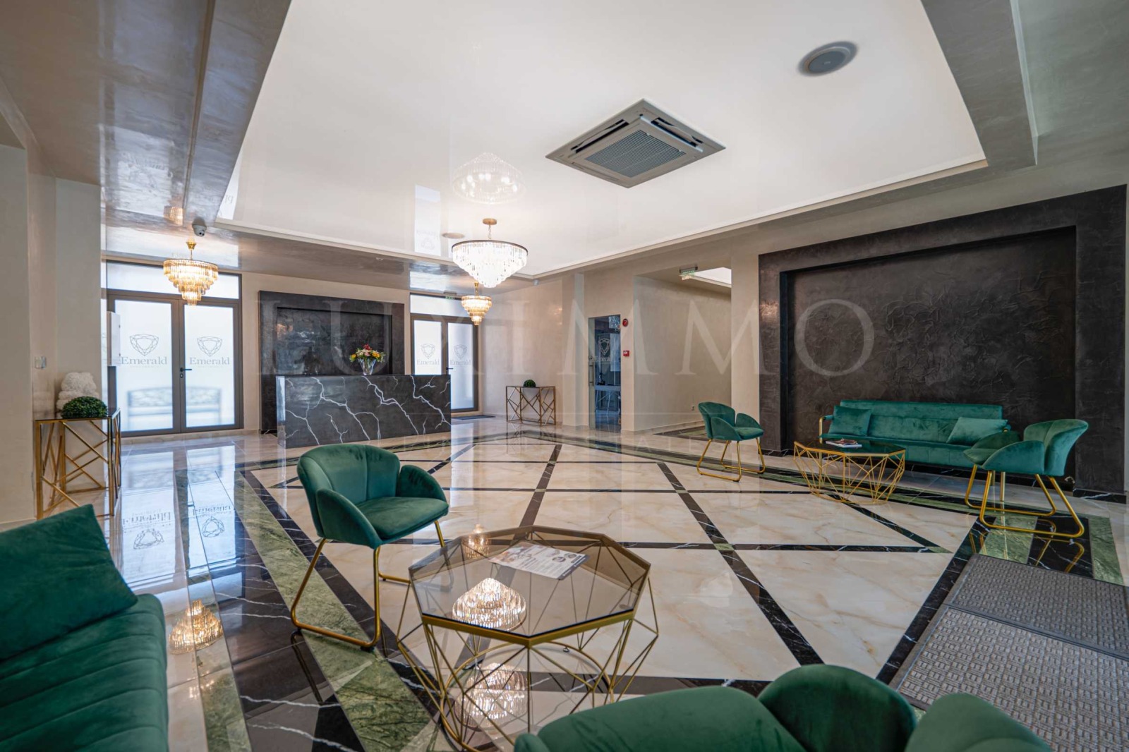 Продава МНОГОСТАЕН, гр. София, Манастирски ливади, снимка 2 - Апартаменти - 55890034