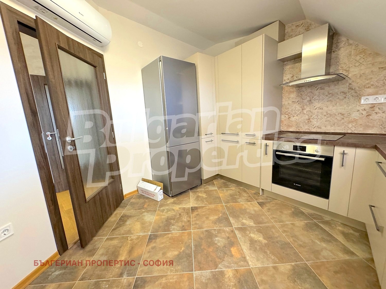 Продава КЪЩА, гр. София, Илиянци, снимка 10 - Къщи - 55276294