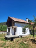Продава КЪЩА, област София, с. Разлив • 52000 € • 81327118 — Holmes.bg