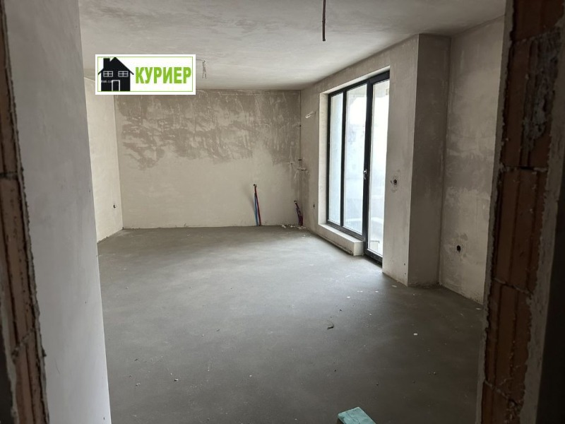 Продава АТЕЛИЕ, ТАВАН в град Русе, Център - 57 кв.м / 84 500 € » 165 267.64 лв., Куриер 2000 ООД