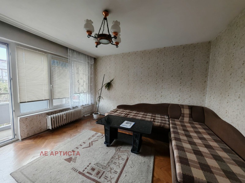Til salgs  1 soverom Sofia , Krasno selo , 48 kvm | 30617055