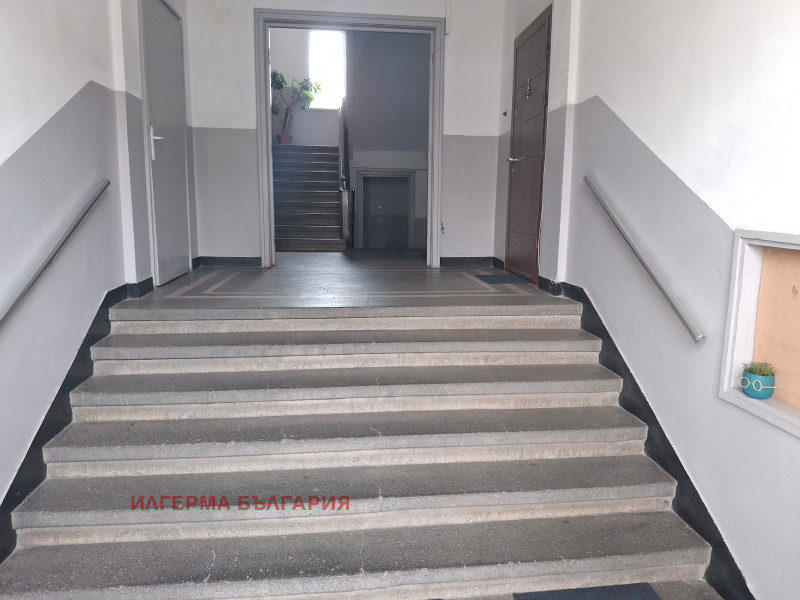 Продава 2-СТАЕН, гр. София, Борово, снимка 2 - Апартаменти - 52386270