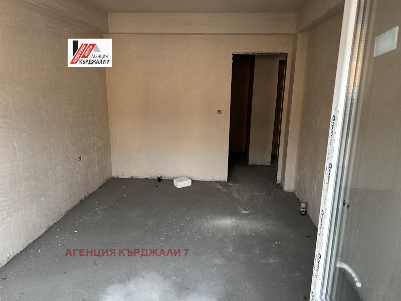 Satılık  2 yatak odası Kardjali , Vazrojdenci , 96 metrekare | 41705349 - görüntü [3]