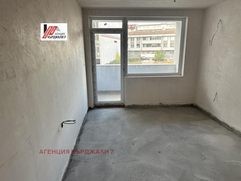 Eladó  2 hálószobás Kardzsali , Vazrozsdenci , 95 négyzetméter | 93455938 - kép [8]