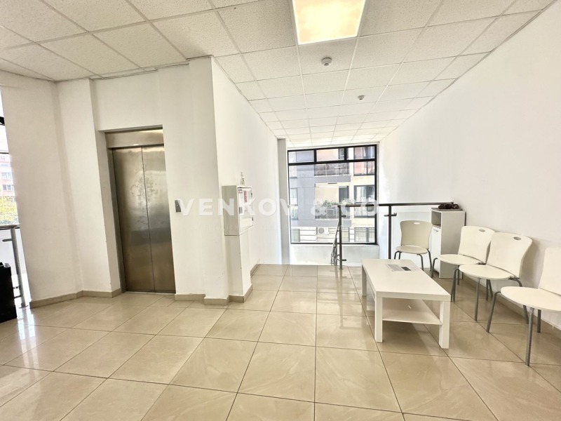 Te koop  Kantoor Sofia , Studentski grad , 48 m² | 13904635 - afbeelding [3]