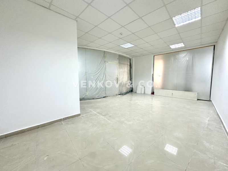 Te koop  Kantoor Sofia , Studentski grad , 48 m² | 13904635 - afbeelding [8]