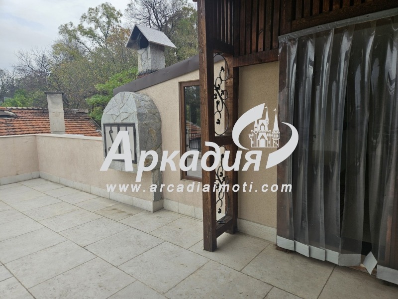 In vendita  Casa Plovdiv , Tsentar , 250 mq | 40021375 - Immagine [10]