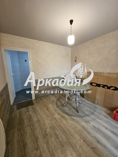 In vendita  Casa Plovdiv , Tsentar , 250 mq | 40021375 - Immagine [15]