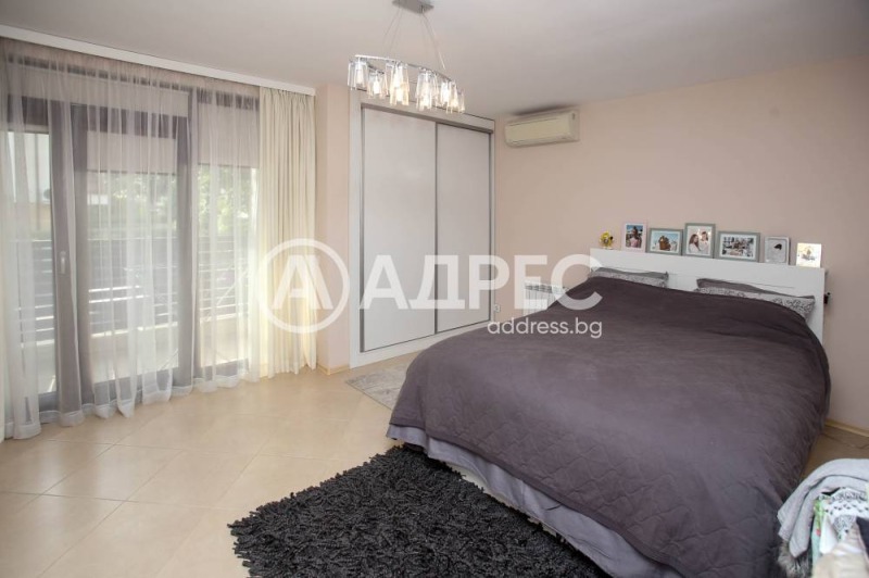 Eladó  Ház Sofia , Pancsarevo , 221 négyzetméter | 10207498 - kép [2]