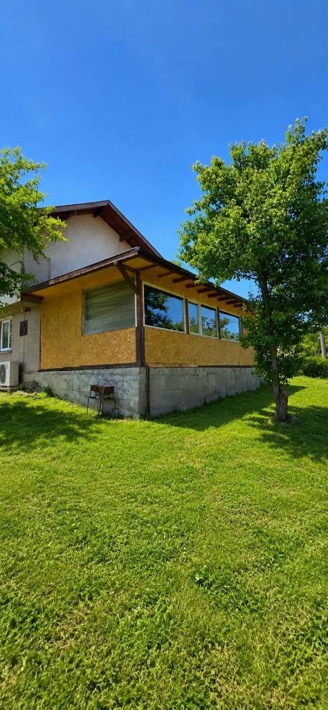 Продава КЪЩА, с. Хераково, област София област, снимка 2 - Къщи - 55093628