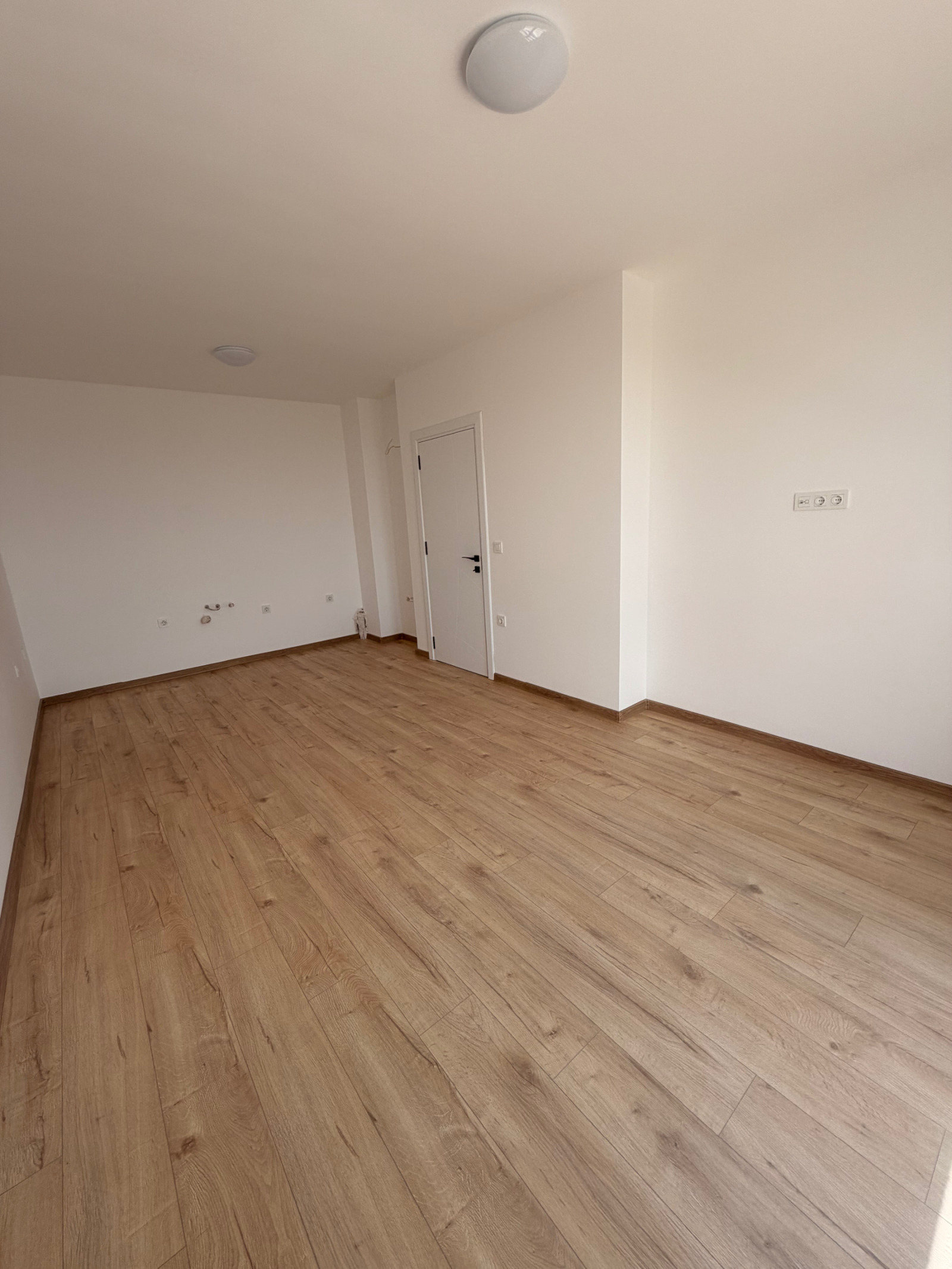 Продава 2-СТАЕН, гр. Варна, м-т Пчелина, снимка 2 - Апартаменти - 55300731