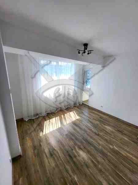 Продава 3-СТАЕН, гр. Бургас, Славейков, снимка 3 - Апартаменти - 54599446