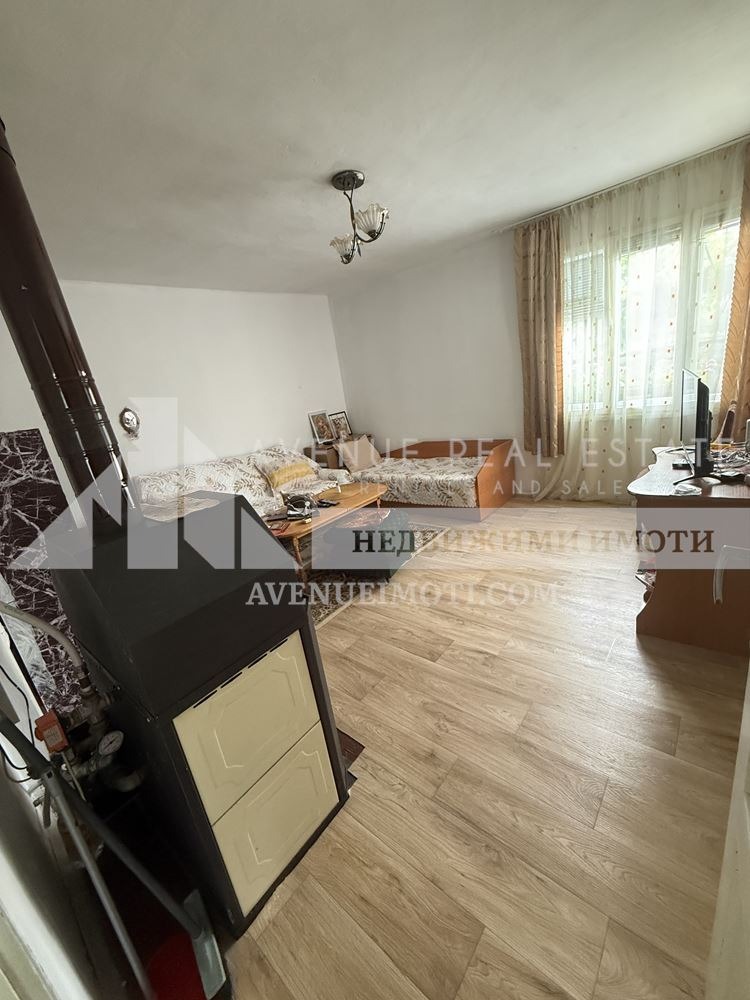 Продава КЪЩА, гр. Елхово, област Ямбол, снимка 12 - Къщи - 55122142