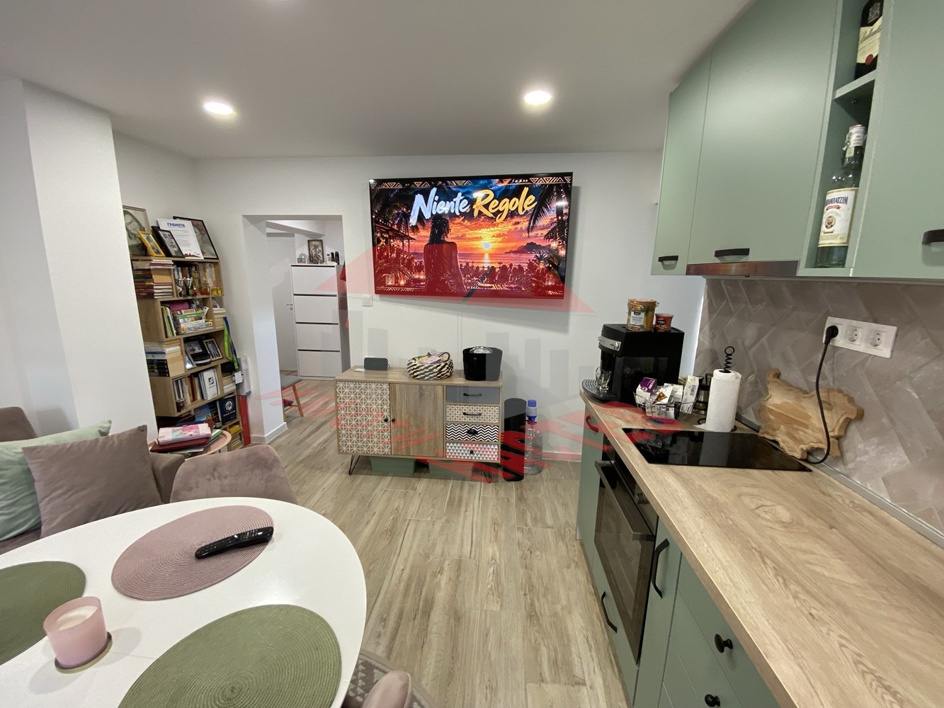 Продава 3-СТАЕН, гр. Шумен, Добруджански, снимка 2 - Апартаменти - 56425298