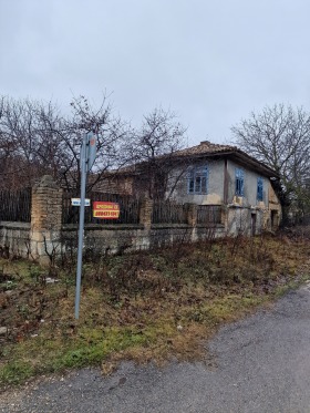 Продажба на имоти в с. Хърсово, област Шумен - изображение 3 