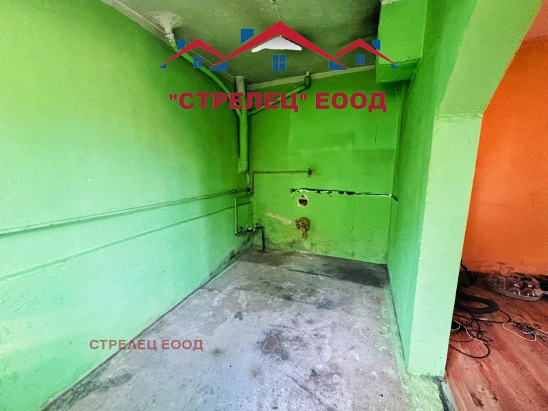 Продава КЪЩА, с. Карапелит, област Добрич, снимка 6 - Къщи - 52687334