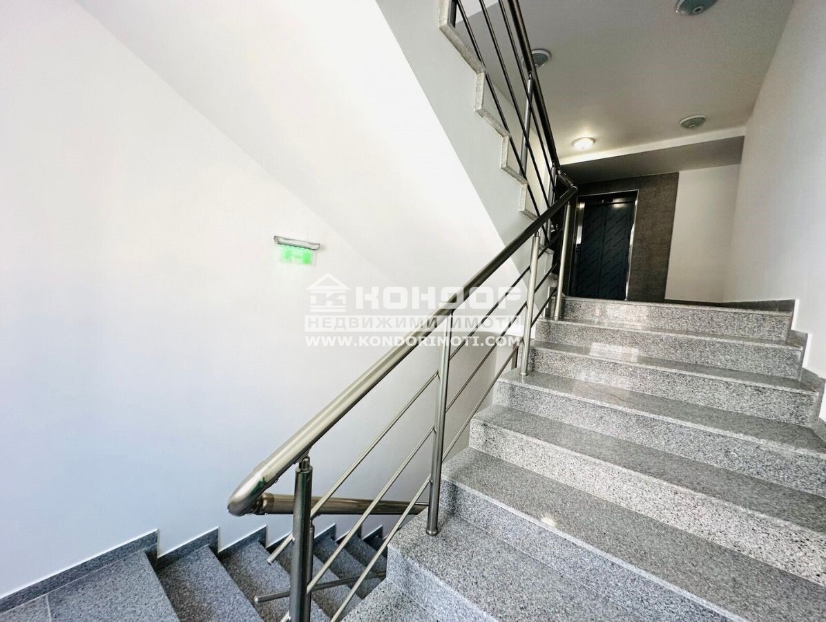 Продава 2-СТАЕН, гр. Пловдив, Христо Смирненски, снимка 2 - Апартаменти - 52575442