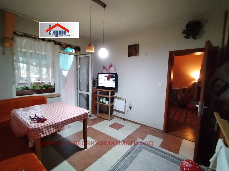 Продава  3-стаен град Плевен , Идеален център , 83 кв.м | 13532229 - изображение [4]