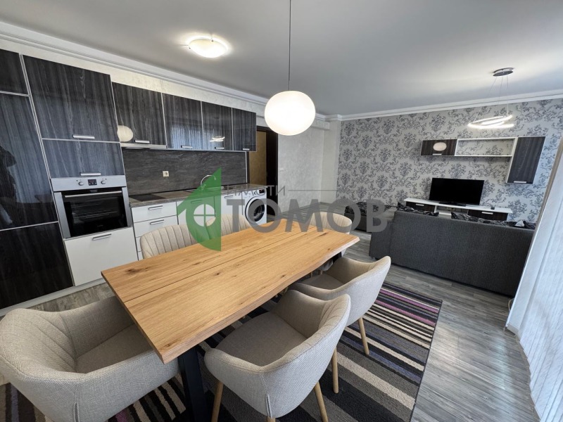 Продава 3-СТАЕН, гр. Шумен, Пазара, снимка 2 - Апартаменти - 53429081