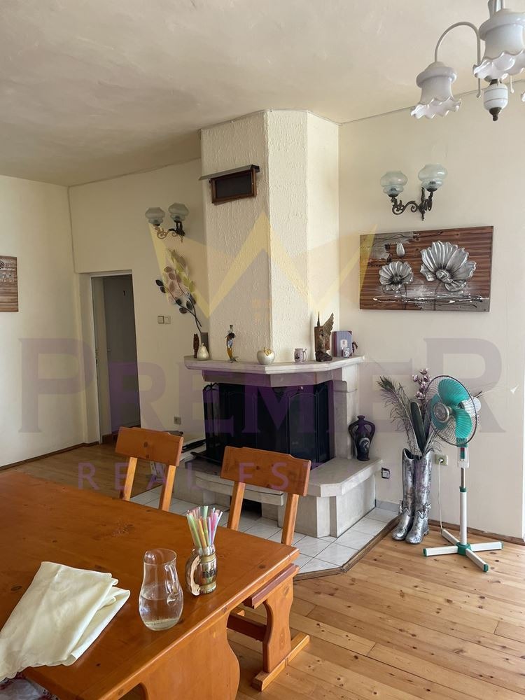 Продава 4-СТАЕН, гр. Варна, Галата, снимка 2 - Апартаменти - 55516194