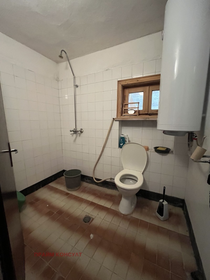 Продава  Къща област Пазарджик , с. Паталеница , 190 кв.м | 86356369 - изображение [15]