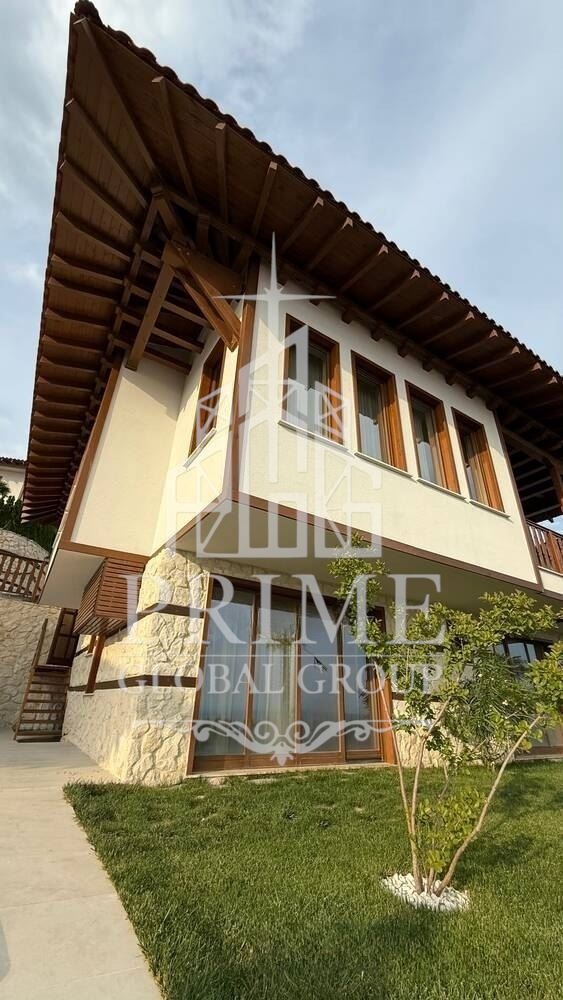 Продава КЪЩА, гр. Свети Влас, област Бургас, снимка 2 - Къщи - 54252598