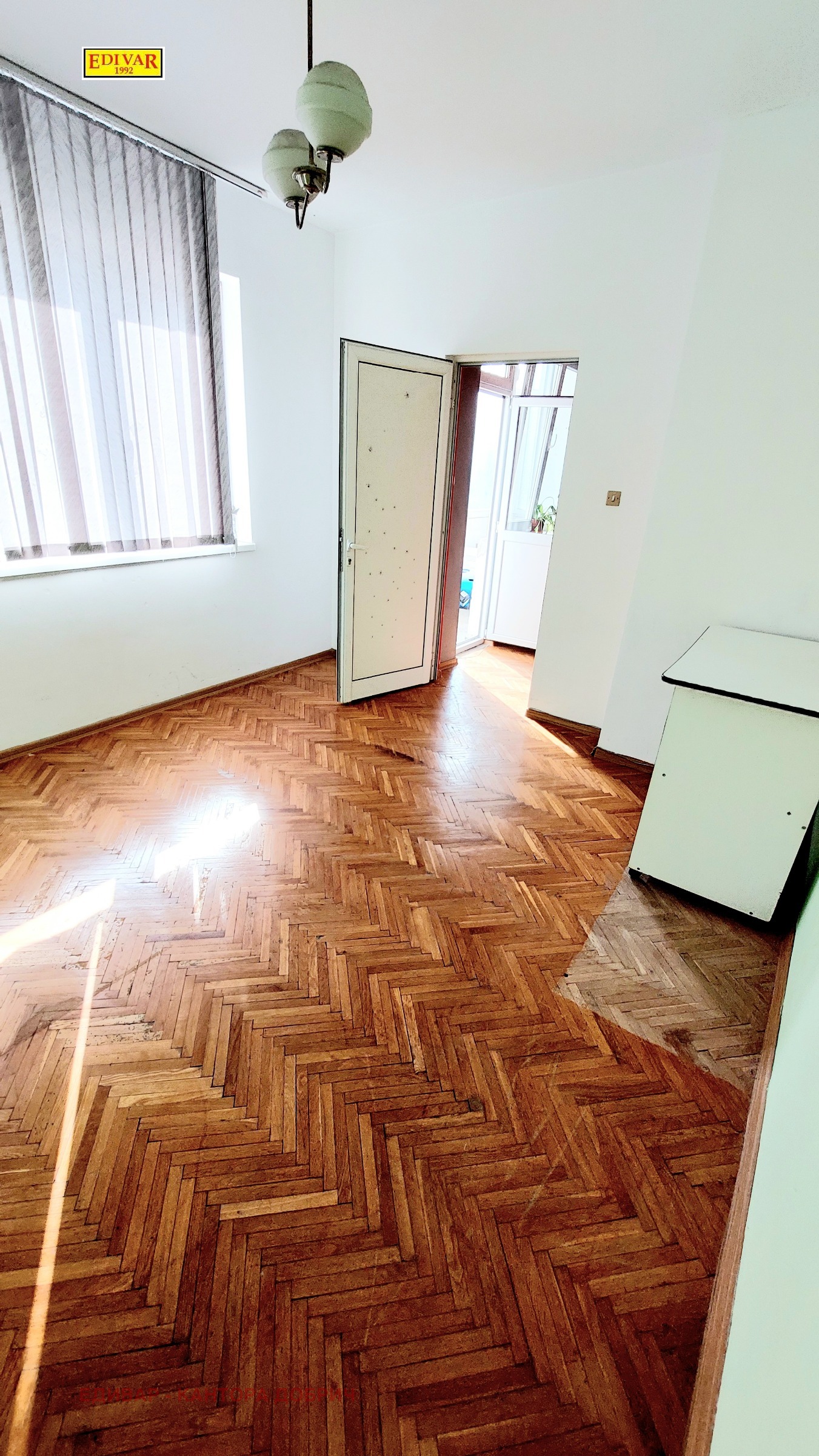 Продава 3-СТАЕН, гр. Добрич, Център, снимка 2 - Апартаменти - 47757301