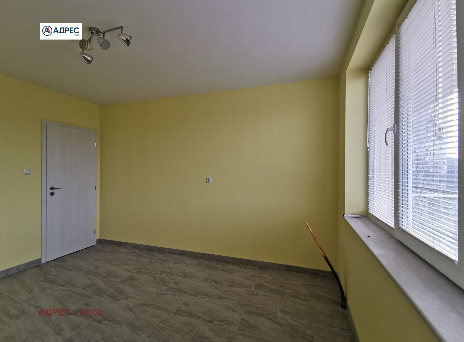 Продава 3-СТАЕН, гр. Русе, Възраждане, снимка 7 - Апартаменти - 54710061