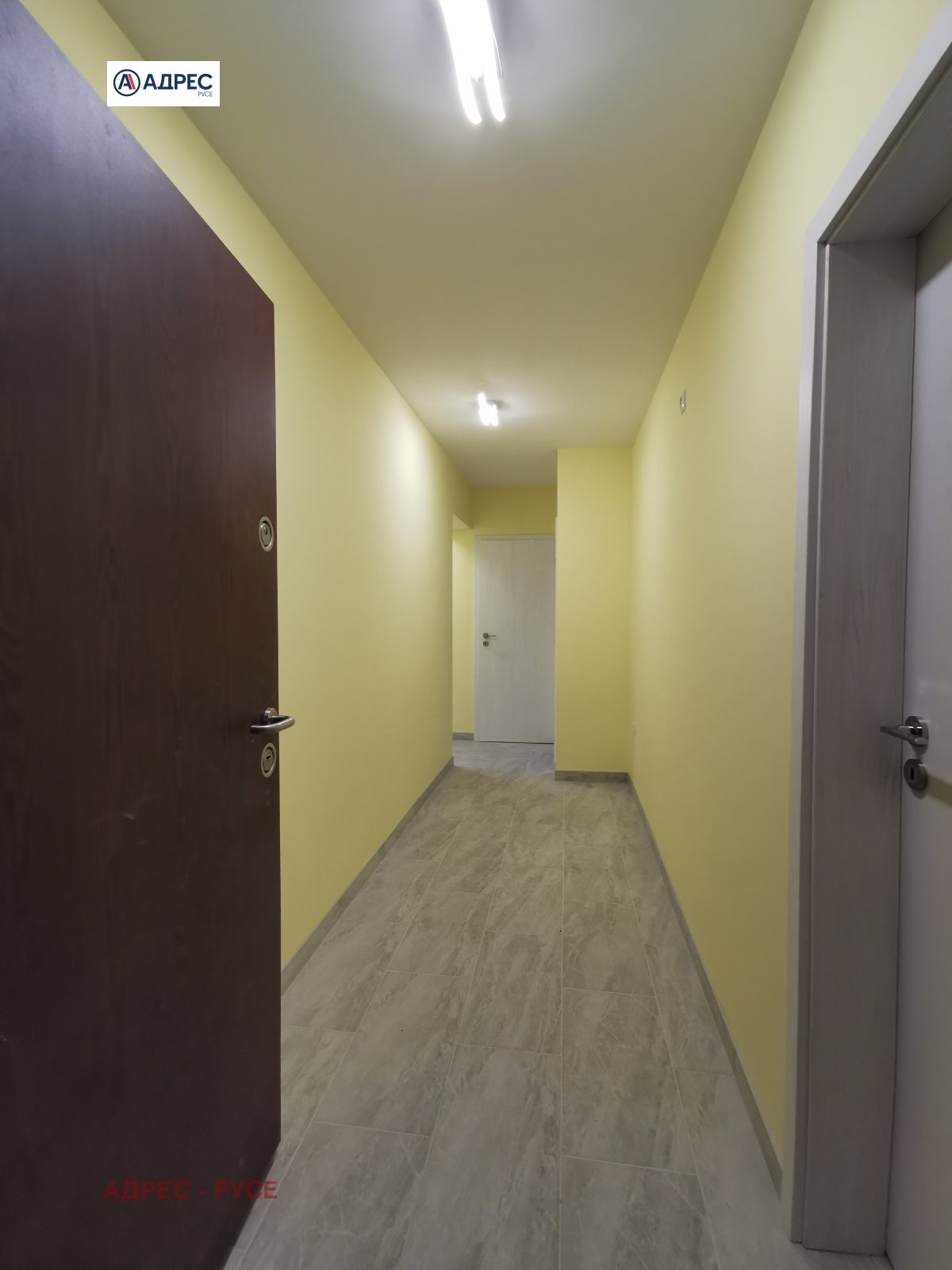 Продава 3-СТАЕН, гр. Русе, Възраждане, снимка 10 - Апартаменти - 54710061