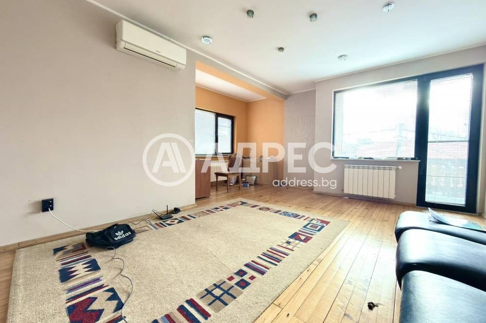 Продава КЪЩА, гр. София, Филиповци, снимка 3 - Къщи - 54204541