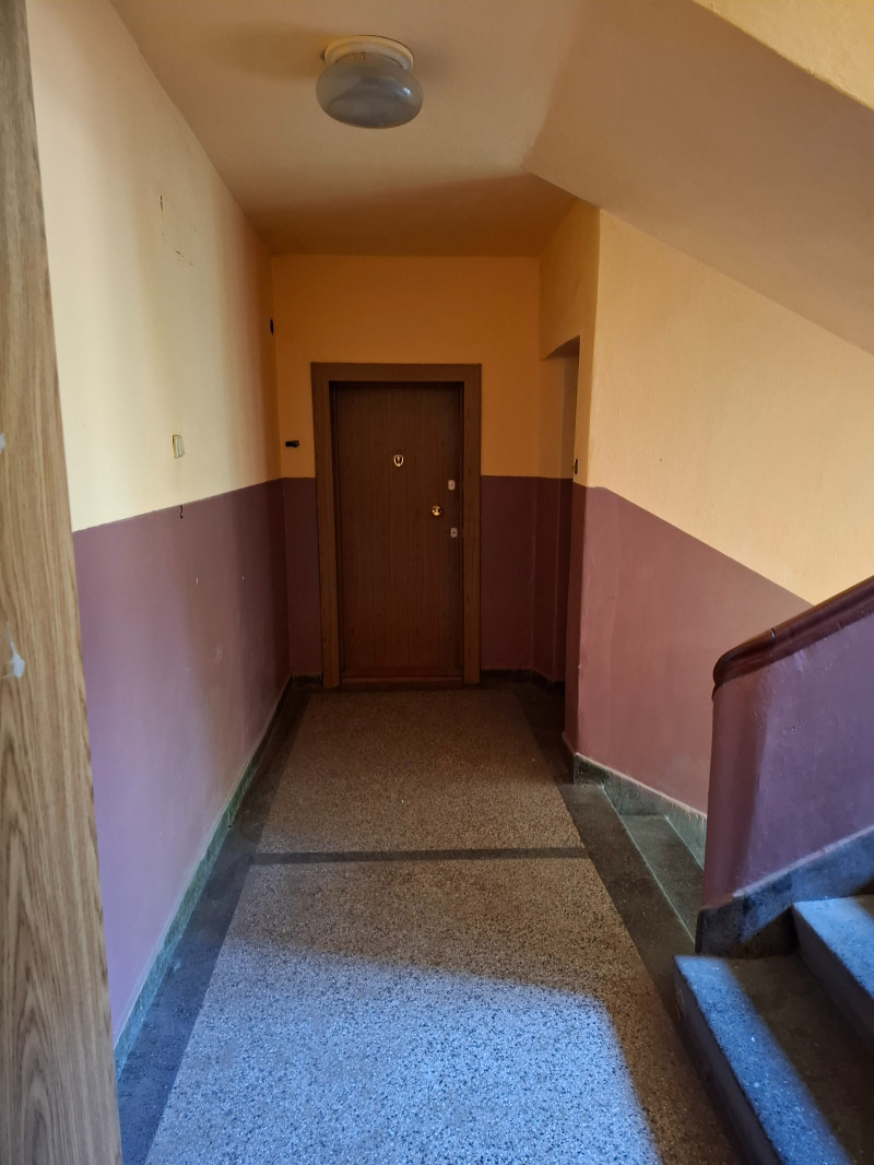 Продается  1 спальня Перник , Център , 70 кв.м | 73265833 - изображение [17]